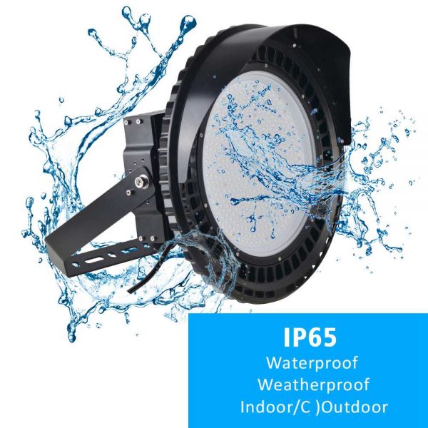 Stadium Led 300w Ip65 39000lm 5700k With 100 277vac Ul Listed 8.jpg